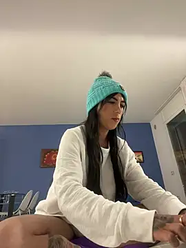 Snapshot of missdirtyhot_ chatting on 02-04-25, 05:12 missdirtyhot  online show from 02-04-25, 05:12