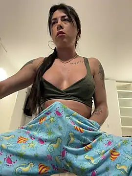 Snapshot of missdirtyhot_ chatting on 03-03-25, 10:20 missdirtyhot  online show from 03-03-25, 10:20