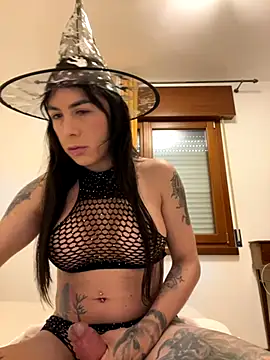 missdirtyhot  online show from 10-30-25, 09:44