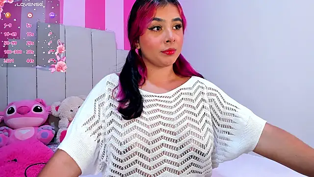 Snapshot of AliiceBrown_ chatting on 12-21-24, 04:19 AliiceBrown online show from 12-21-24, 04:19