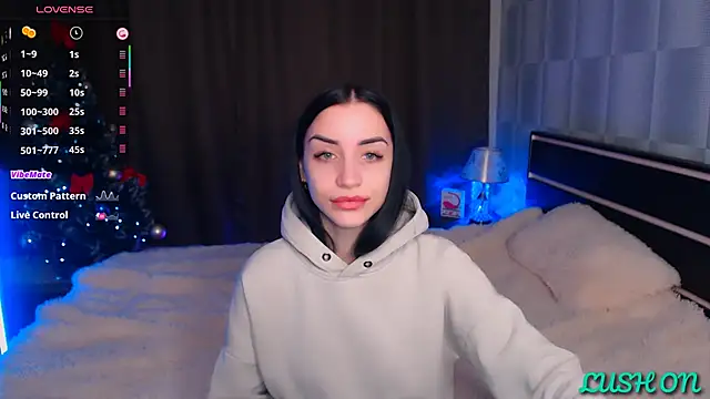 Snapshot of Kemi__Jordan chatting on 02-06-25, 12:37 Kemi Jordan online show from 02-06-25, 12:37