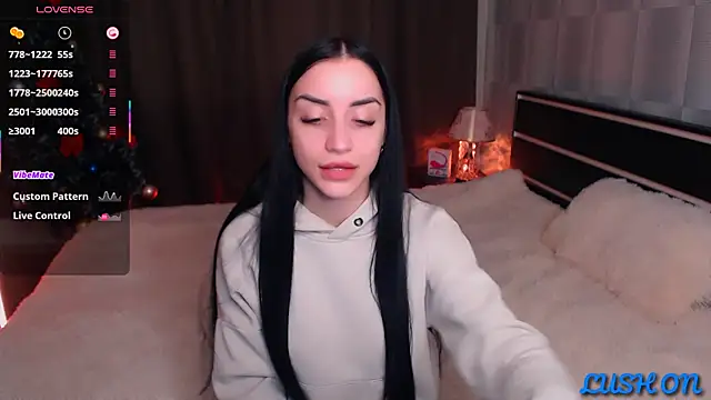 Snapshot of Kemi__Jordan chatting on 02-07-25, 11:23 Kemi Jordan online show from 02-07-25, 11:23