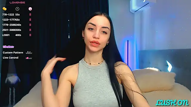 Snapshot of Kemi__Jordan chatting on 02-22-25, 10:29 Kemi Jordan online show from 02-22-25, 10:29