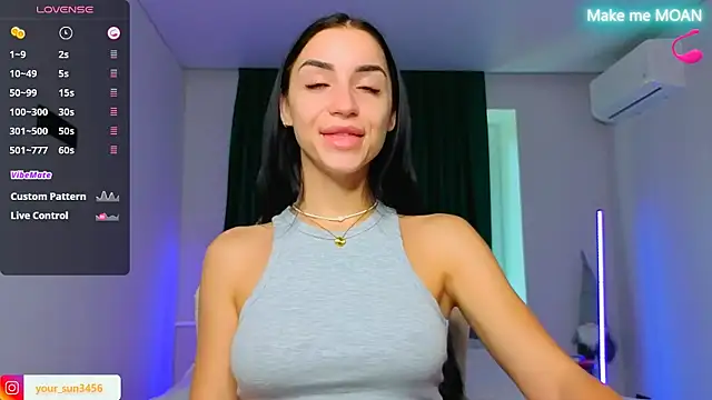 Snapshot of Kemi__Jordan chatting on 09-12-25, 07:08 Kemi Jordan online show from 09-12-25, 07:08