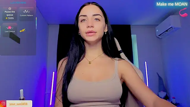 Snapshot of Kemi__Jordan chatting on 10-10-25, 09:30 Kemi Jordan online show from 10-10-25, 09:30