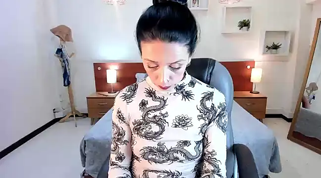 Kristen Garner online show from 01-30-25, 12:07