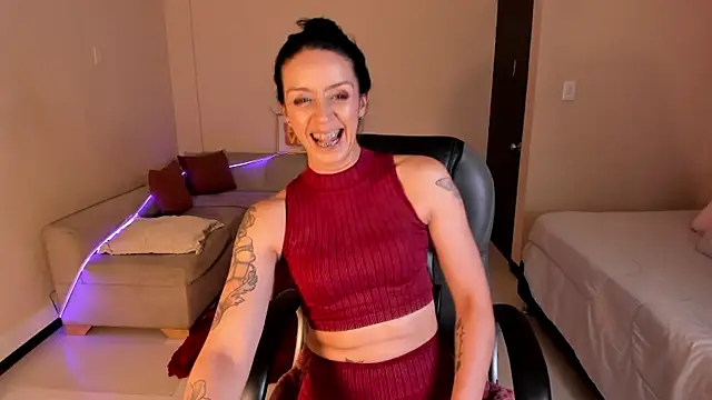 Kristen Garner online show from 07-21-26, 07:38
