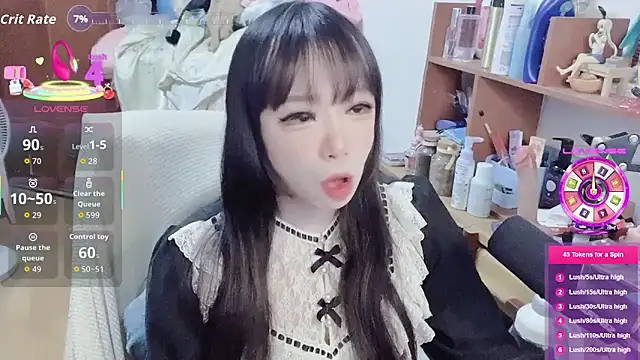 Snapshot of z23002 chatting on 11-12-25, 08:26 z23002 online show from 11-12-25, 08:26