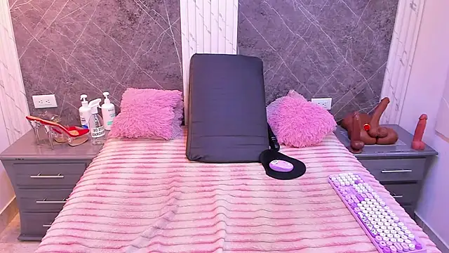 AndreaFletcher online show from 02-09-26, 07:40