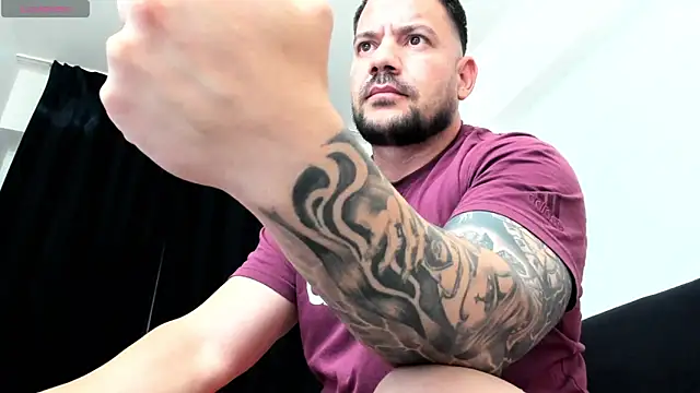 musclemonster31 online show from 10-29-25, 01:41