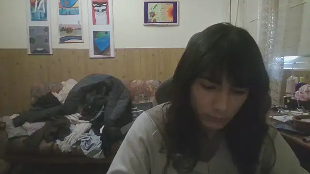 Snapshot of calliemaggotbone chatting on 11-08-25, 09:31 calliemaggotbone online show from 11-08-25, 09:31