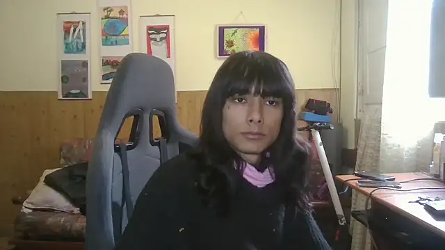 Snapshot of calliemaggotbone chatting on 11-22-25, 01:21 calliemaggotbone online show from 11-22-25, 01:21