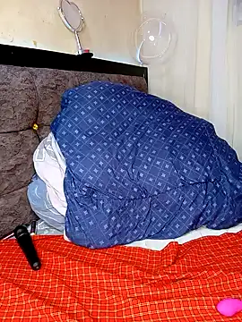 TerryAssqueen254 online show from 12-28-24, 09:20