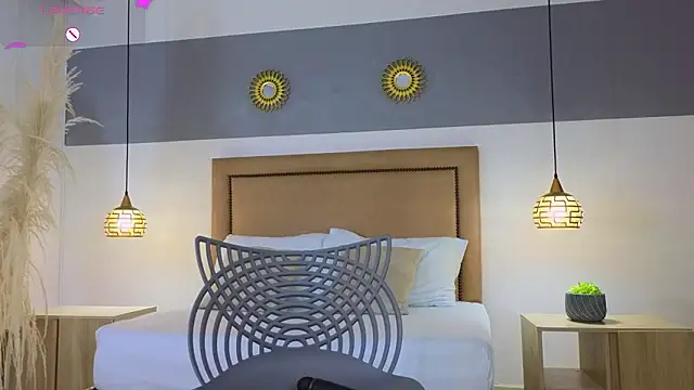 Snapshot of riley_sierra chatting on 12-02-24, 12:18 riley sierra online show from 12-02-24, 12:18