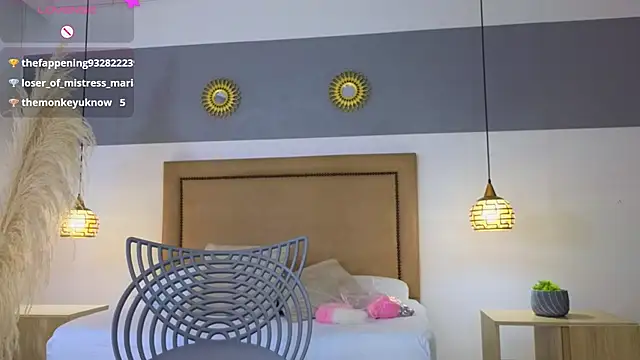 Snapshot of riley_sierra chatting on 12-28-24, 03:37 riley sierra online show from 12-28-24, 03:37