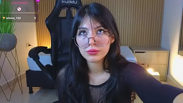 Snapshot of riley_sierra chatting on 01-24-25, 07:28 riley sierra online show from 01-24-25, 07:28