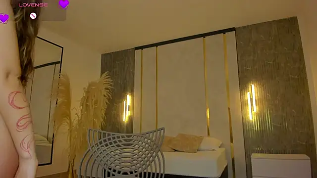 Snapshot of riley_sierra chatting on 09-16-25, 12:50 riley sierra online show from 09-16-25, 12:50