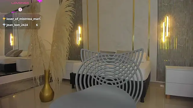 Snapshot of riley_sierra chatting on 11-13-25, 02:05 riley sierra online show from 11-13-25, 02:05