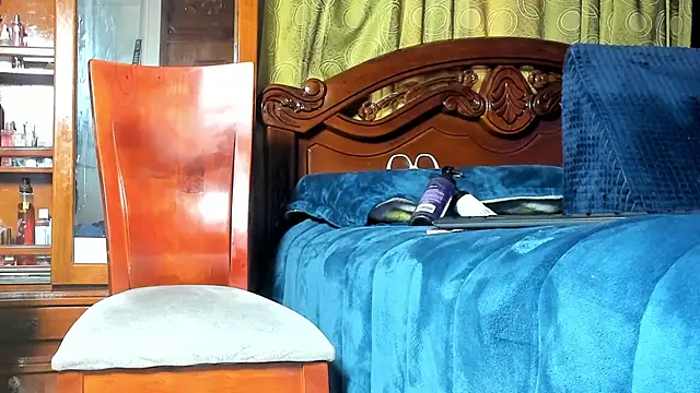  BrendaMichel  online show from 06-10-26, 02:05