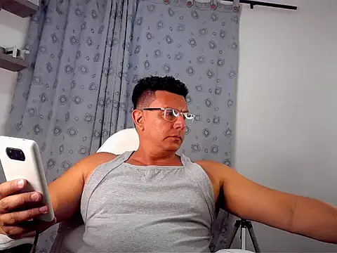 Snapshot of pedropicapi chatting on 09-10-25, 11:49 pedropicapi online show from 09-10-25, 11:49