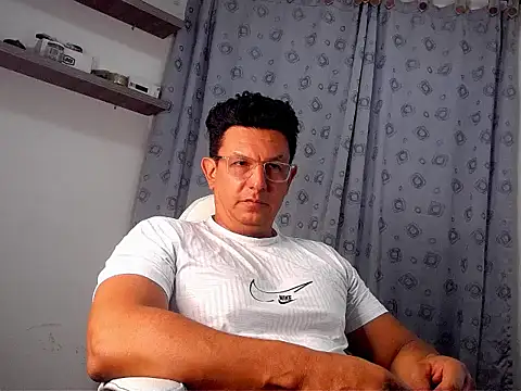 Snapshot of pedropicapi chatting on 11-08-25, 11:25 pedropicapi online show from 11-08-25, 11:25