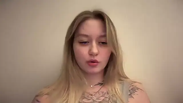 Snapshot of Isabel-Bailey chatting on 12-13-24, 08:58 Isabel-Bailey online show from 12-13-24, 08:58