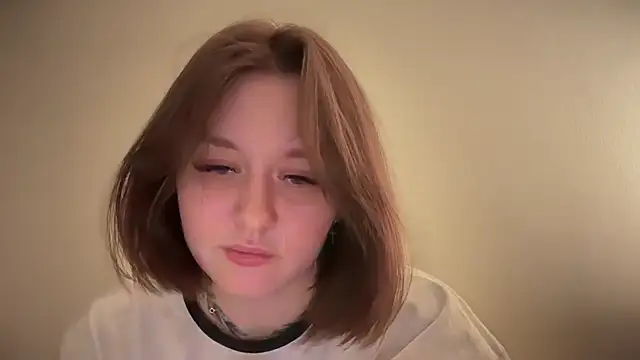 Snapshot of Isabel-Bailey chatting on 02-09-25, 10:43 Isabel-Bailey online show from 02-09-25, 10:43