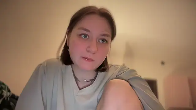 Snapshot of Isabel-Bailey chatting on 02-25-25, 10:07 Isabel-Bailey online show from 02-25-25, 10:07