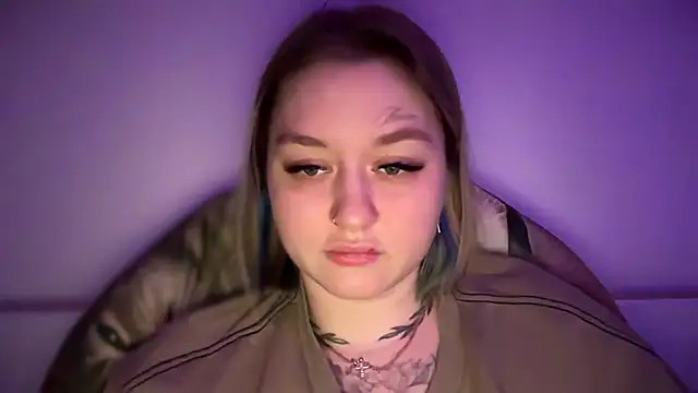 Snapshot of Isabel-Bailey chatting on 11-13-25, 10:08 Isabel-Bailey online show from 11-13-25, 10:08