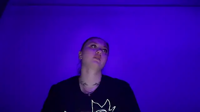 Snapshot of Isabel-Bailey chatting on 11-15-25, 09:21 Isabel-Bailey online show from 11-15-25, 09:21