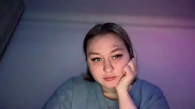 Snapshot of Isabel-Bailey chatting on 11-21-25, 09:24 Isabel-Bailey online show from 11-21-25, 09:24