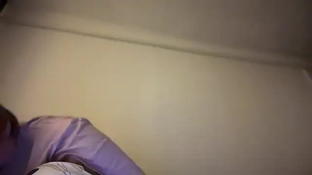 Snapshot of Isabel-Bailey chatting on 11-29-25, 09:07 Isabel-Bailey online show from 11-29-25, 09:07