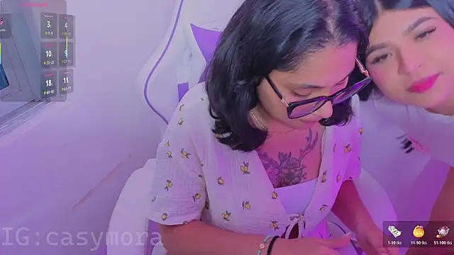 Snapshot of Cuteprincess21 chatting on 11-22-25, 12:20 Cuteprincess21 online show from 11-22-25, 12:20