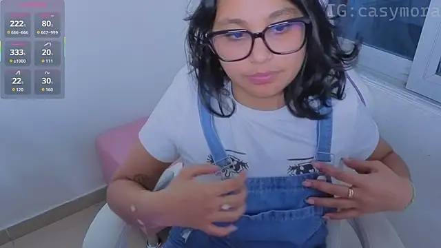 Snapshot of Cuteprincess21 chatting on 12-17-25, 12:38 Cuteprincess21 online show from 12-17-25, 12:38