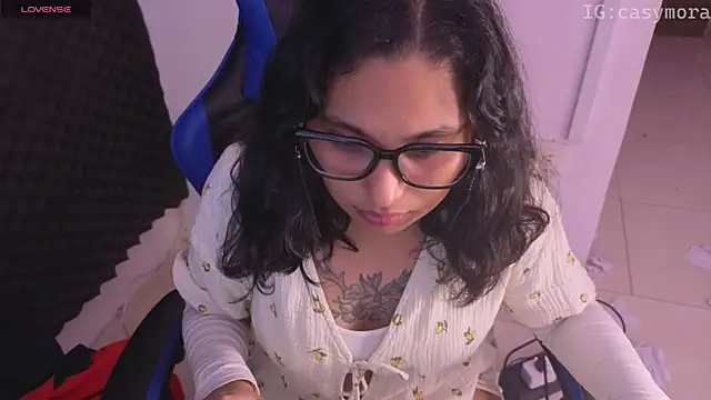 Cuteprincess21 online show from 04-23-26, 01:29