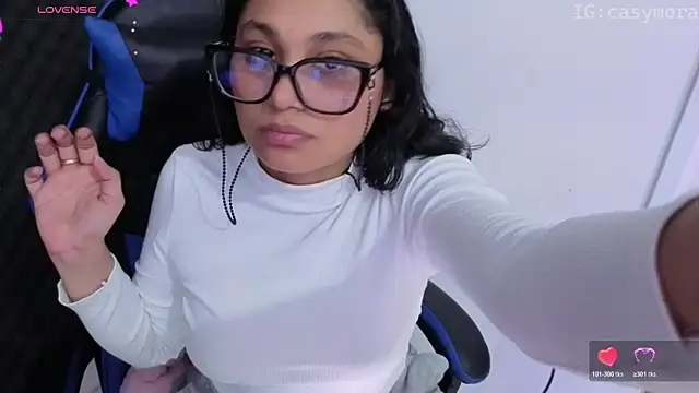 Cuteprincess21 online show from 04-30-26, 12:28