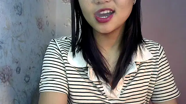 Snapshot of cute_sapna chatting on 02-11-25, 06:44 cute sapna online show from 02-11-25, 06:44