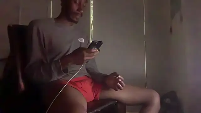 ITSONLYKENNY online show from 09-19-25, 03:41