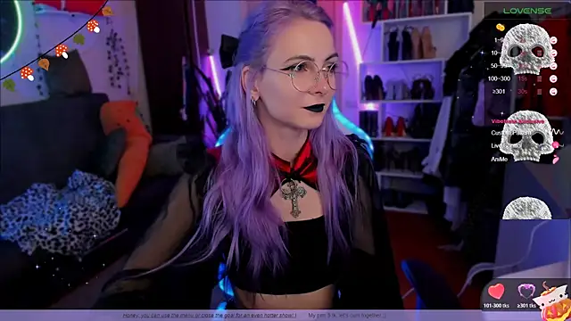 Snapshot of Fridart-house_Fortuna chatting on 10-29-25, 01:08 Fridart-house Fortuna online show from 10-29-25, 01:08