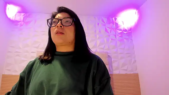 PauletteJ online show from 04-06-26, 11:44