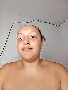 Snapshot of Miss-boobs chatting on 12-22-24, 10:47 Miss-boobs online show from 12-22-24, 10:47