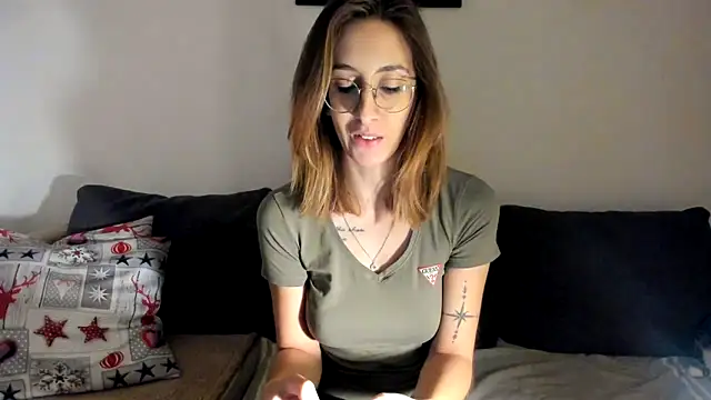 DesireMore90 online show from 01-13-25, 03:47