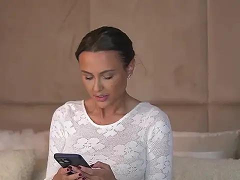 AnaisBellas online show from 12-12-24, 08:53