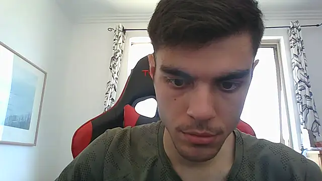 Omarnede online show from 11-12-25, 04:35