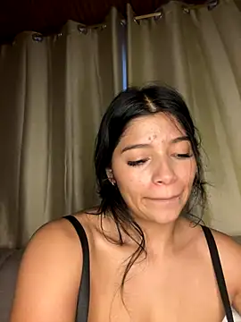 Snapshot of AgathaGeorgiou chatting on 11-28-25, 10:23 AgathaGeorgiou online show from 11-28-25, 10:23