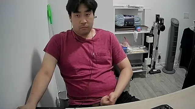 Koreanboy171 online show from 06-27-26, 04:28