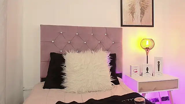 Violet queen20 online show from 03-02-25, 06:19