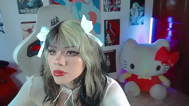 Deadly Doll online show from 10-26-25, 08:26