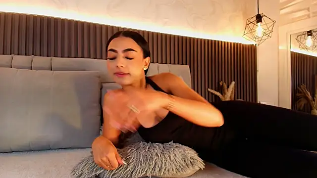 SHANONCLARK online show from 01-05-26, 07:17