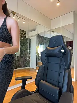 MileySin1111 online show from 04-22-26, 01:56